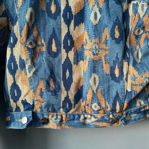 Abstract Patten Jean Jacket - Picture 6 of 6